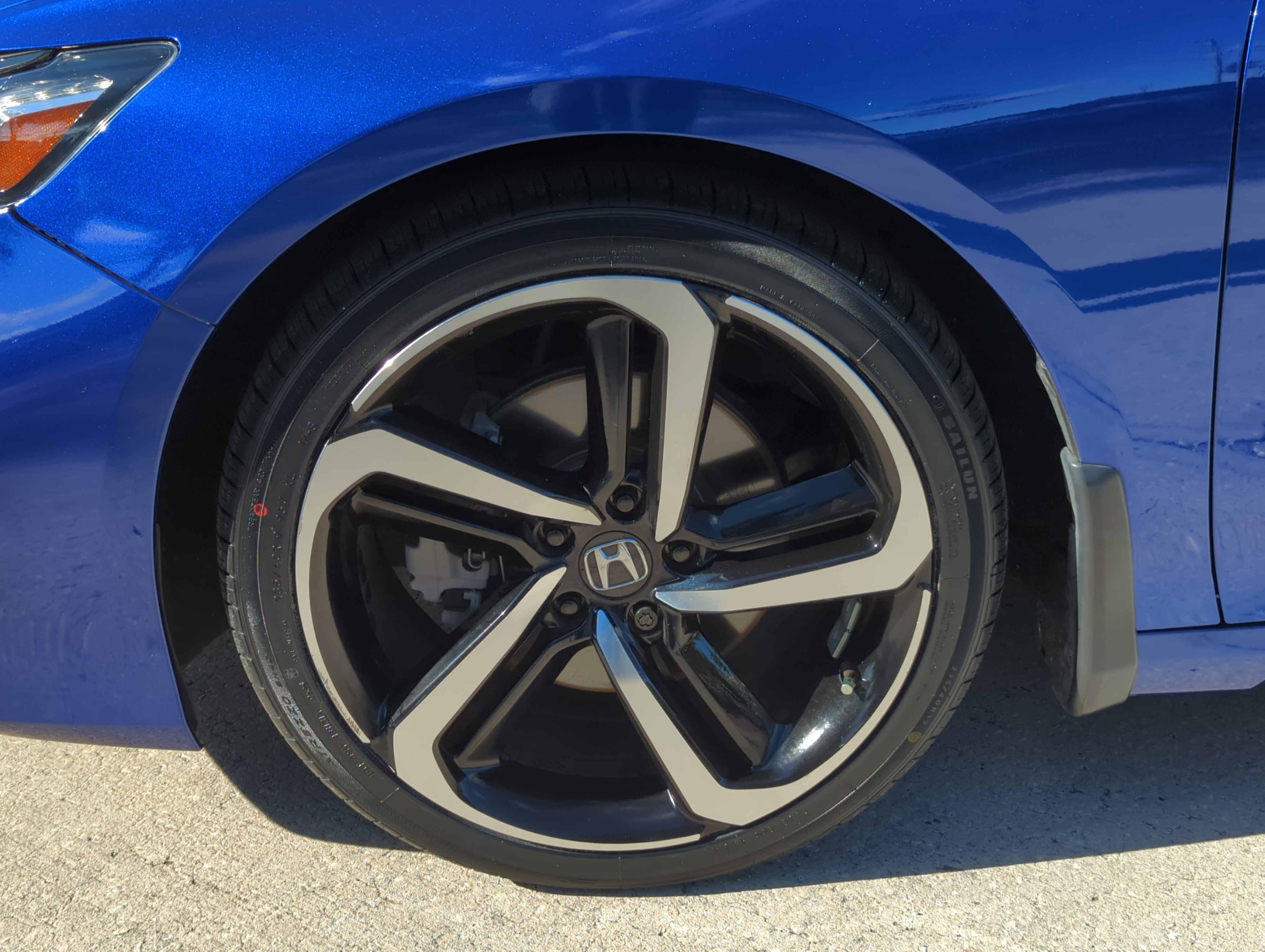 Used 2022 Honda Accord Sport image 34