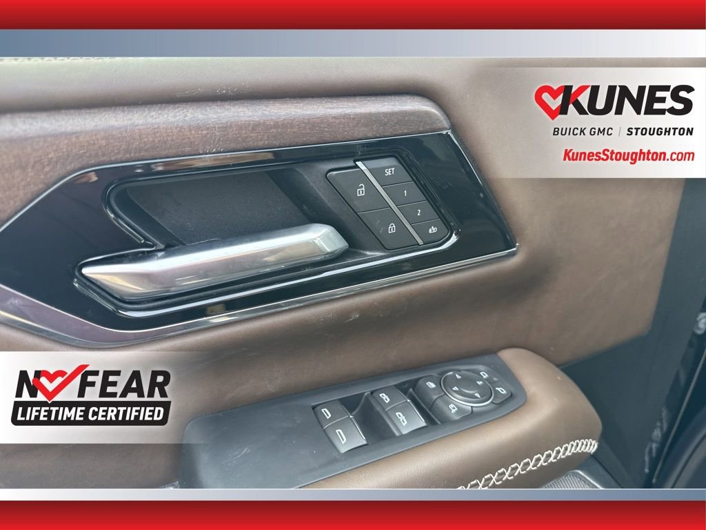 Used 2025 GMC Yukon XL Denali Ultimate w/ LPO, Floor Liner Package image 20