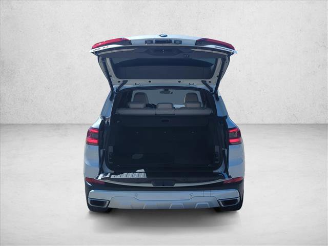 Used 2021 BMW X5 xDrive40i w/ Premium Package image 9