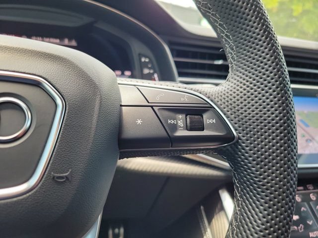 Certified 2025 Audi SQ8 Premium Plus AWD/4WD image 23