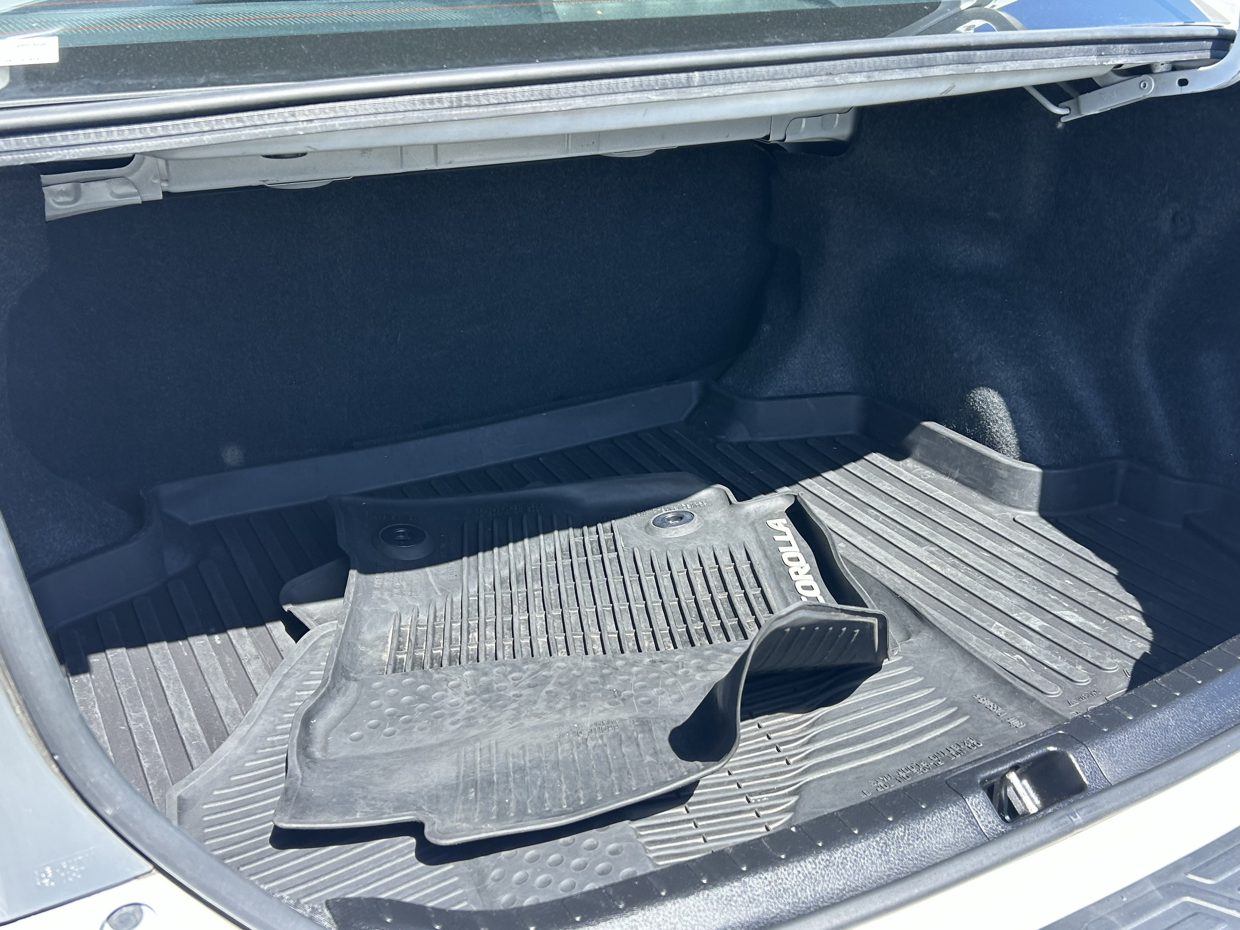Certified 2019 Toyota Corolla LE FWD image 13