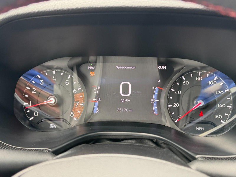Used 2025 Jeep Compass Trailhawk AWD/4WD image 31