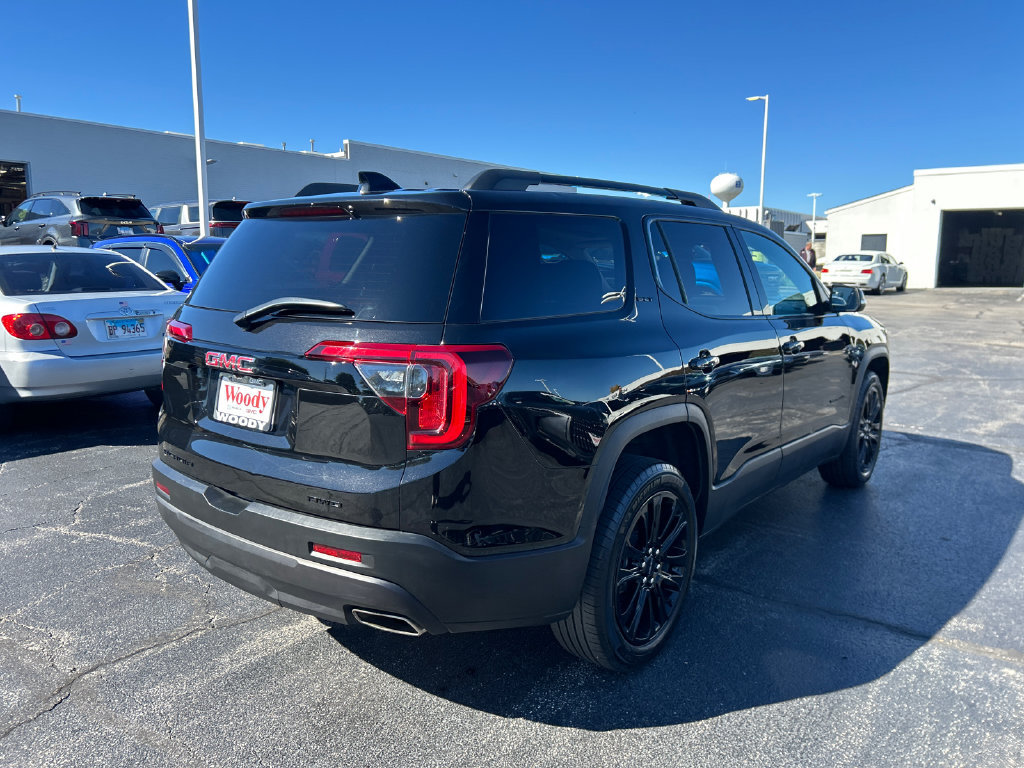 Certified 2023 GMC Acadia SLT w/ Elevation Edition AWD/4WD image 8
