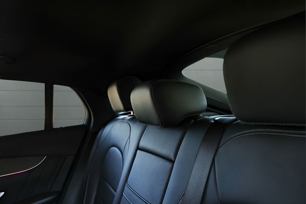 Used 2022 Mercedes-Benz GLC 300 4MATIC Coupe image 53