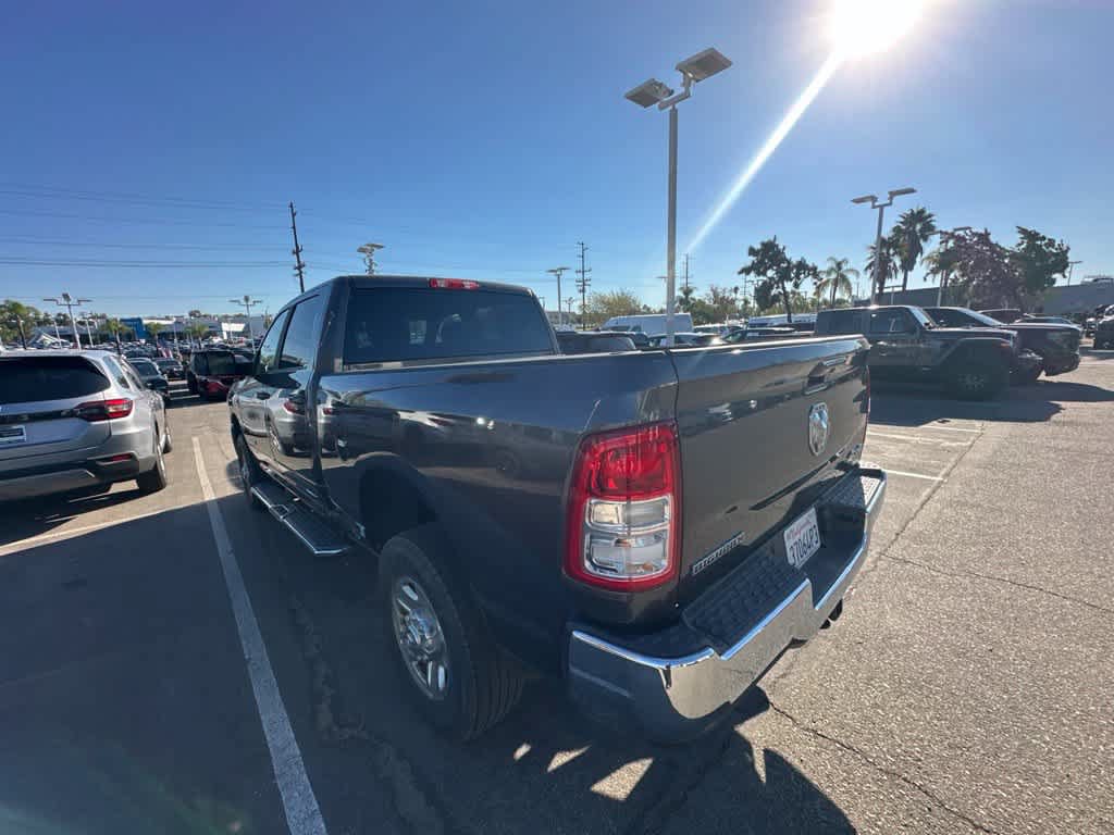 Used 2022 RAM 2500 Big Horn AWD/4WD image 4