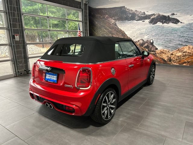 Used 2021 MINI Cooper S w/ Signature Upholstery Package FWD image 32