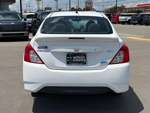 Used 2015 Nissan Versa SV FWD image 6