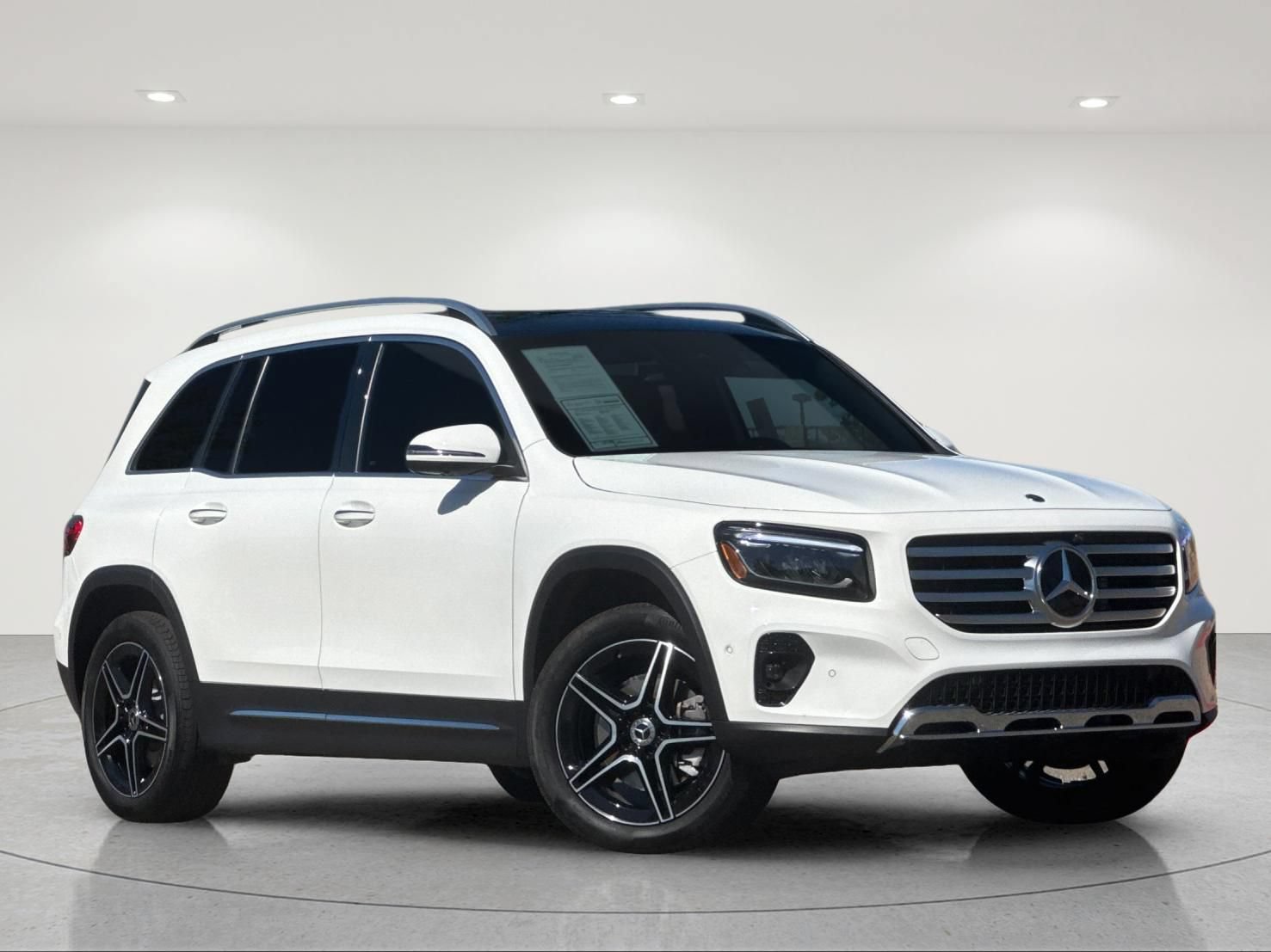 Certified 2026 Mercedes-Benz GLB 250 4MATIC image 8