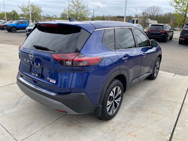 Used 2022 Nissan Rogue SV w/ SV Premium Package AWD/4WD image 3