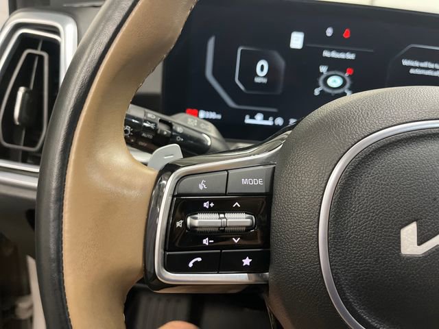 Certified 2024 Kia Sorento SX Prestige w/ Olive Brown Leather Package AWD/4WD image 20