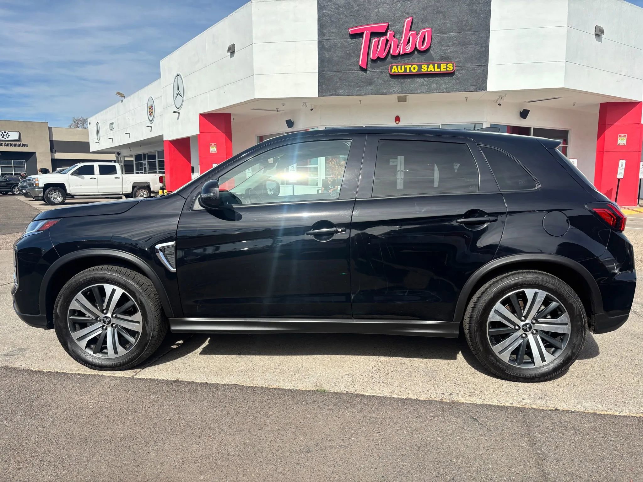 Used 2021 Mitsubishi Outlander Sport SE image 8