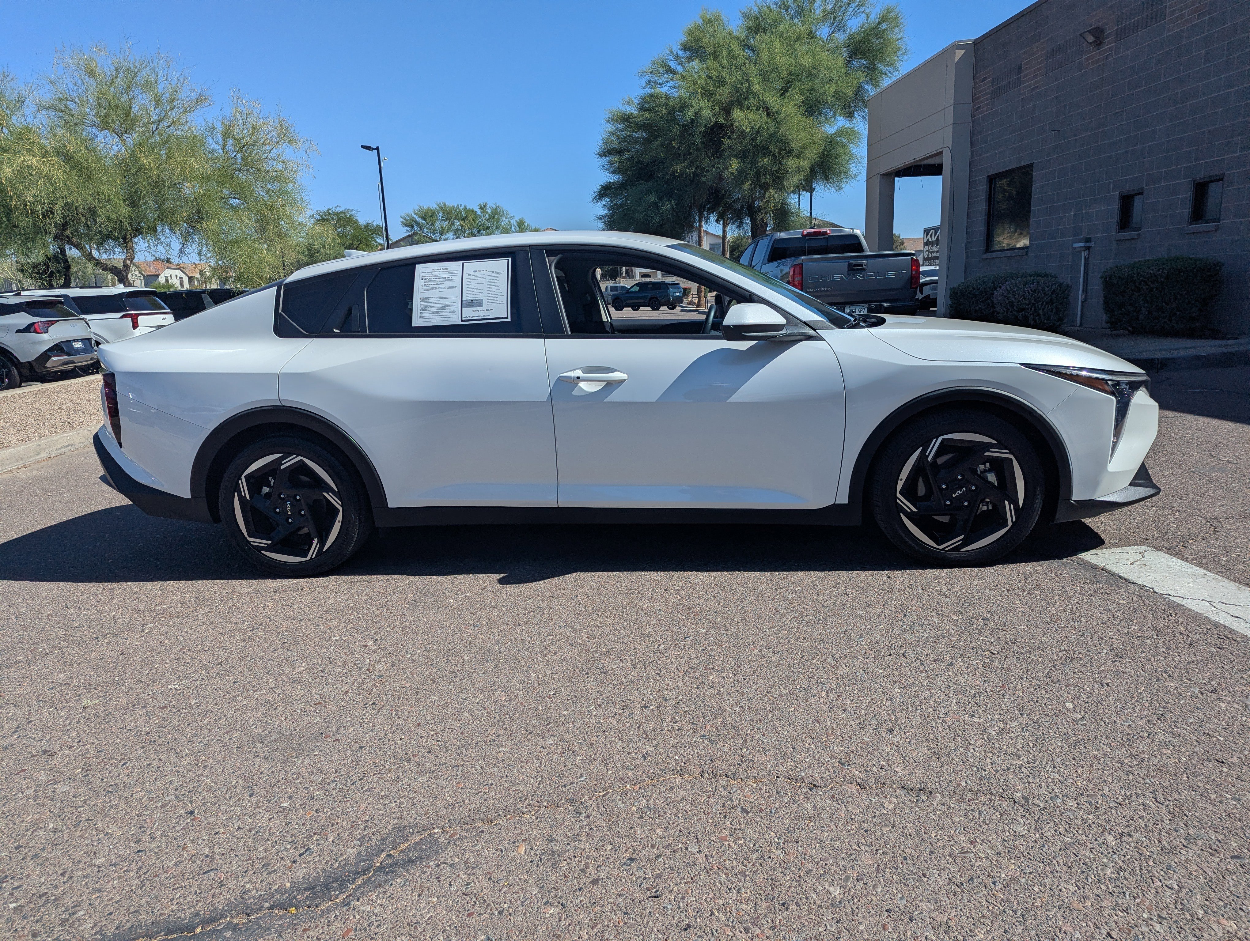 Certified 2025 Kia K4 EX FWD image 2