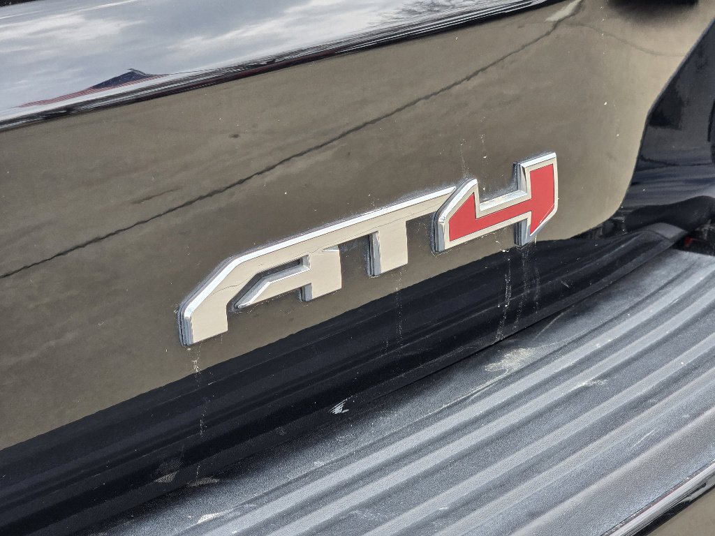 Used 2023 GMC Yukon AT4 w/ AT4 Premium Plus Package image 16