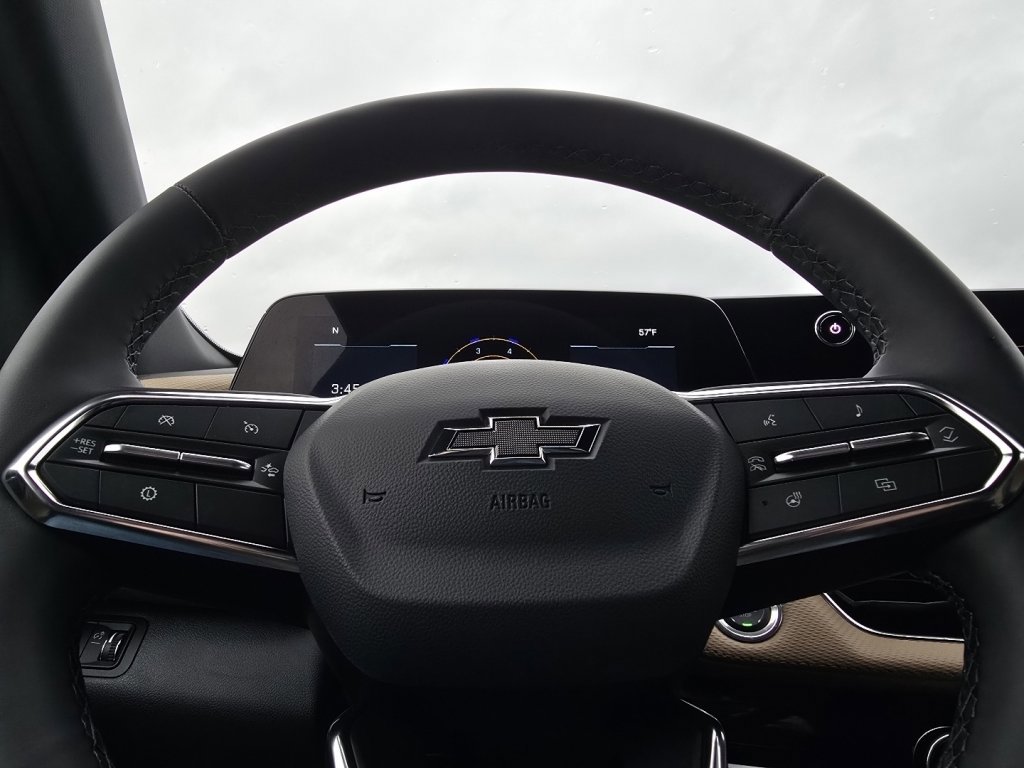 New 2026 Chevrolet Equinox ACTIV w/ Convenience Package III image 16