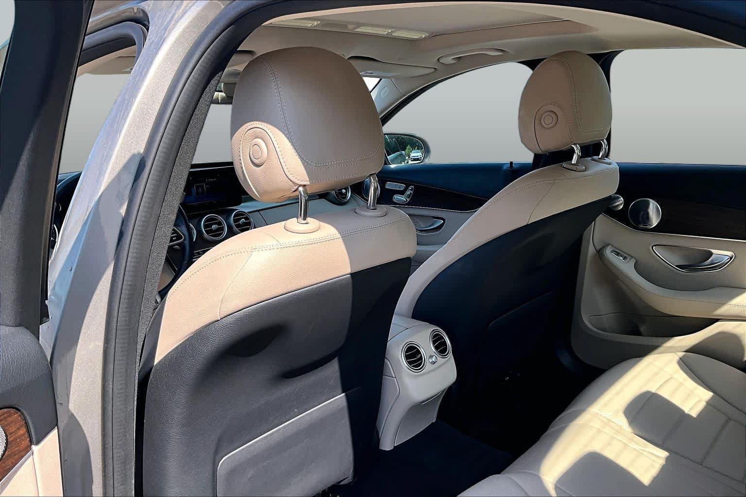 Used 2020 Mercedes-Benz C 300 4MATIC Sedan image 22