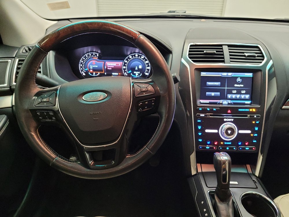 Used 2016 Ford Explorer Platinum AWD/4WD image 22