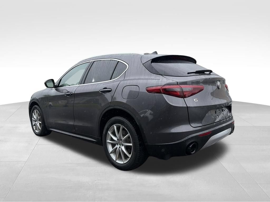 Used 2018 Alfa Romeo Stelvio Ti Lusso AWD/4WD image 15