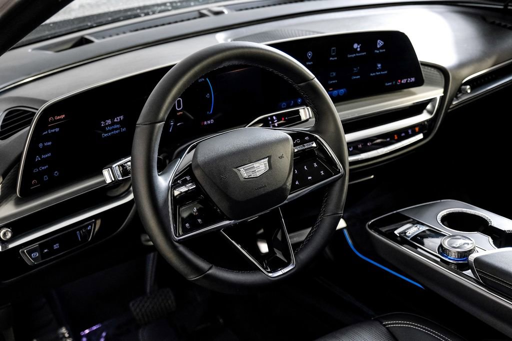 Used 2024 Cadillac Lyriq Luxury w/ LPO, Floor Liner Package image 15