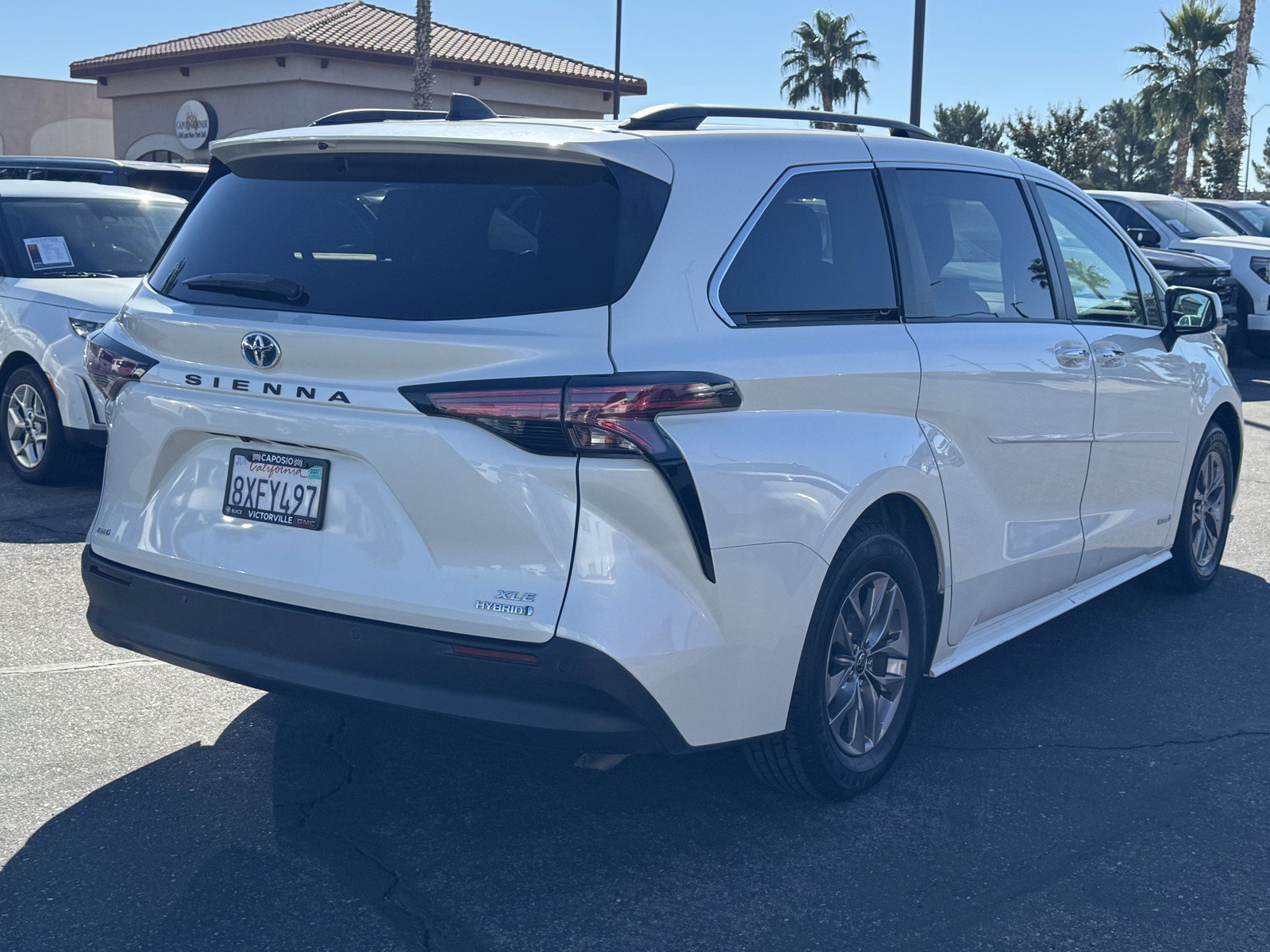 Used 2021 Toyota Sienna XLE w/ XLE Plus Package AWD/4WD image 6