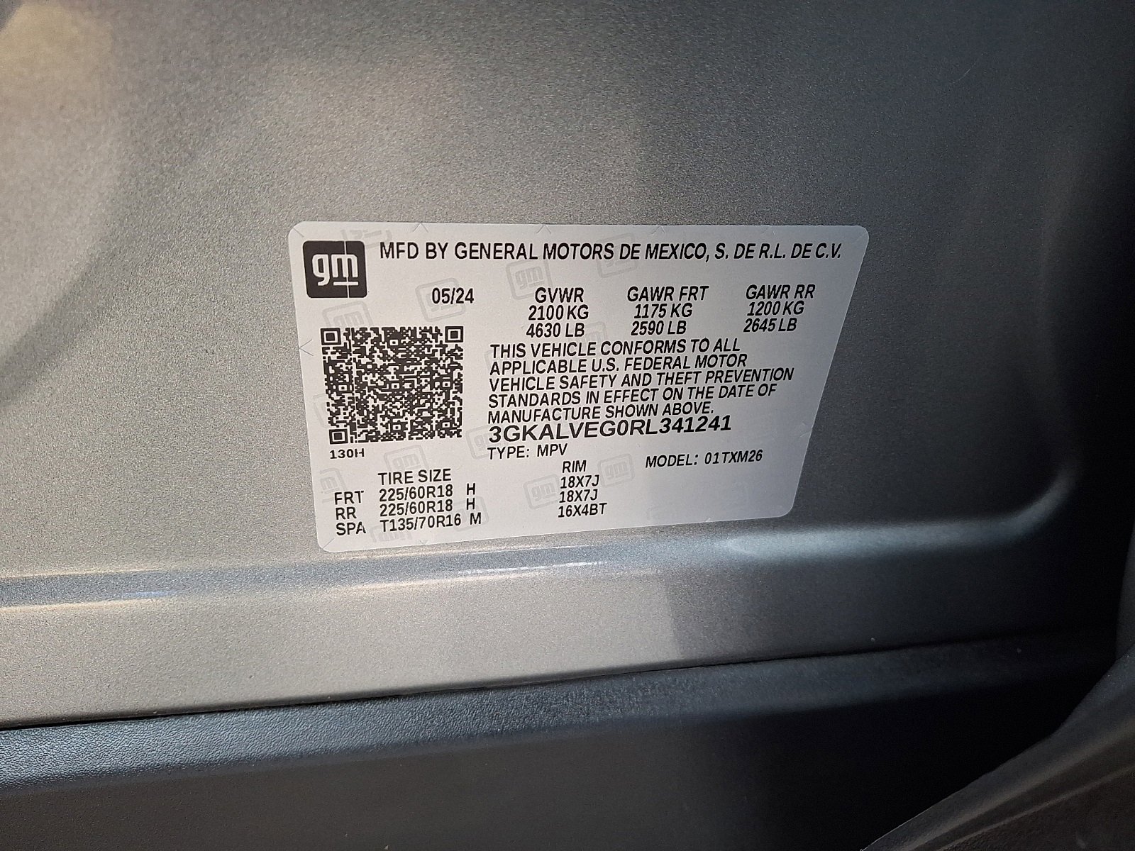 Used 2024 GMC Terrain SLT w/ Infotainment Package II image 26