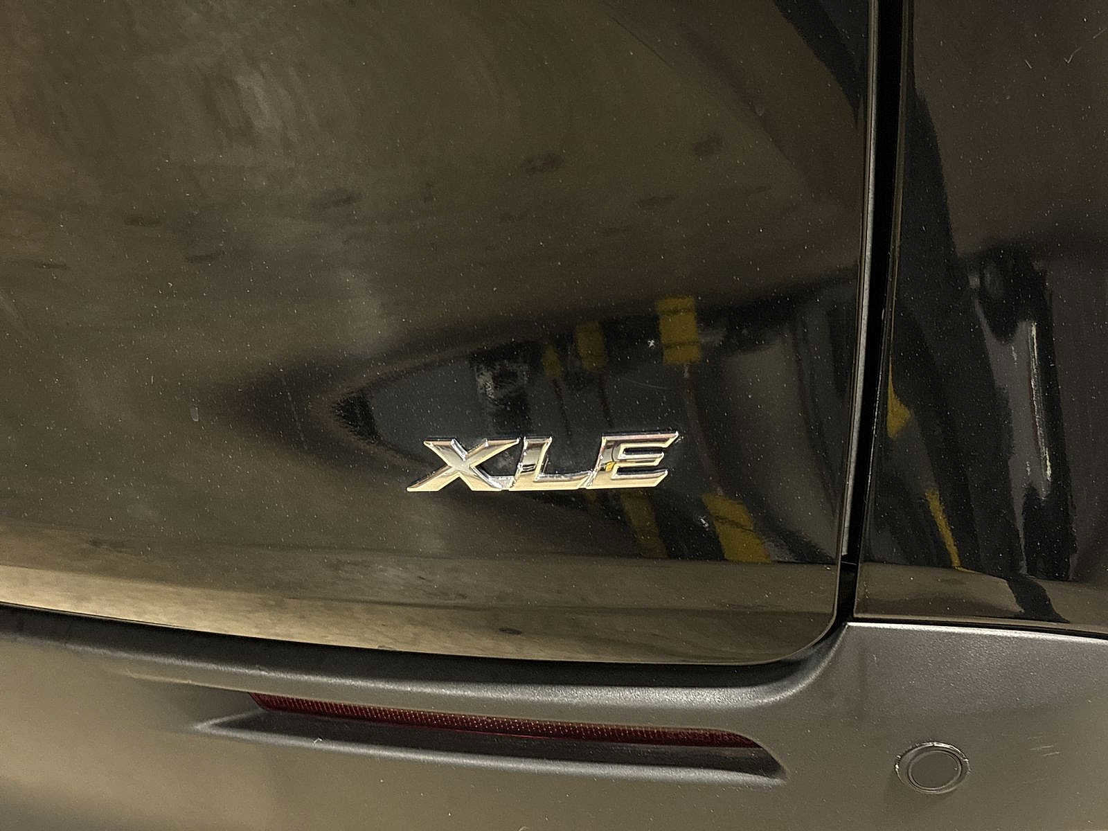 Used 2025 Toyota Sienna XLE w/ XLE Plus Package AWD/4WD image 30
