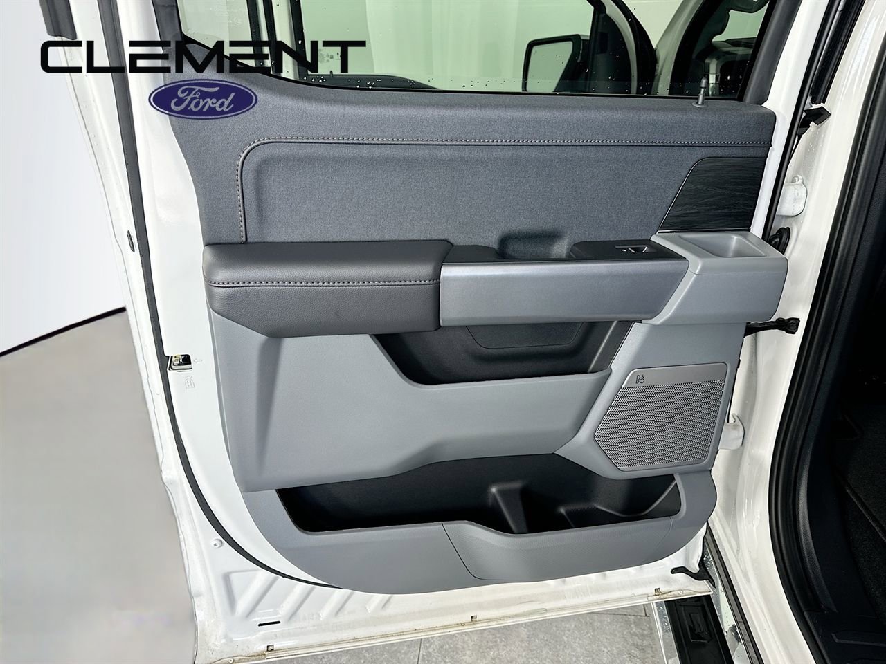 New 2025 Ford F150 Lariat w/ Equipment Group 501A Mid image 29