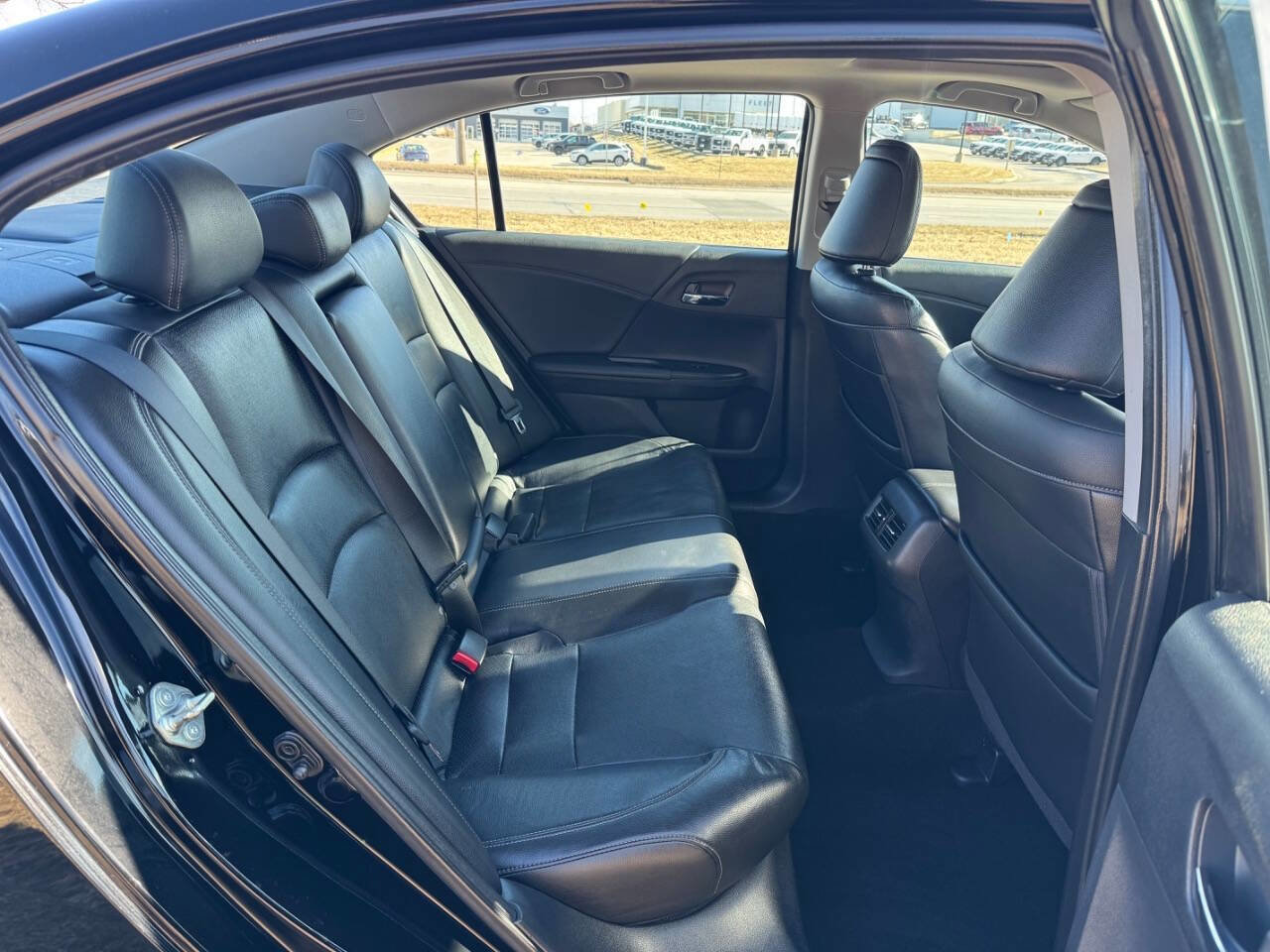 Used 2015 Honda Accord EX-L image 13