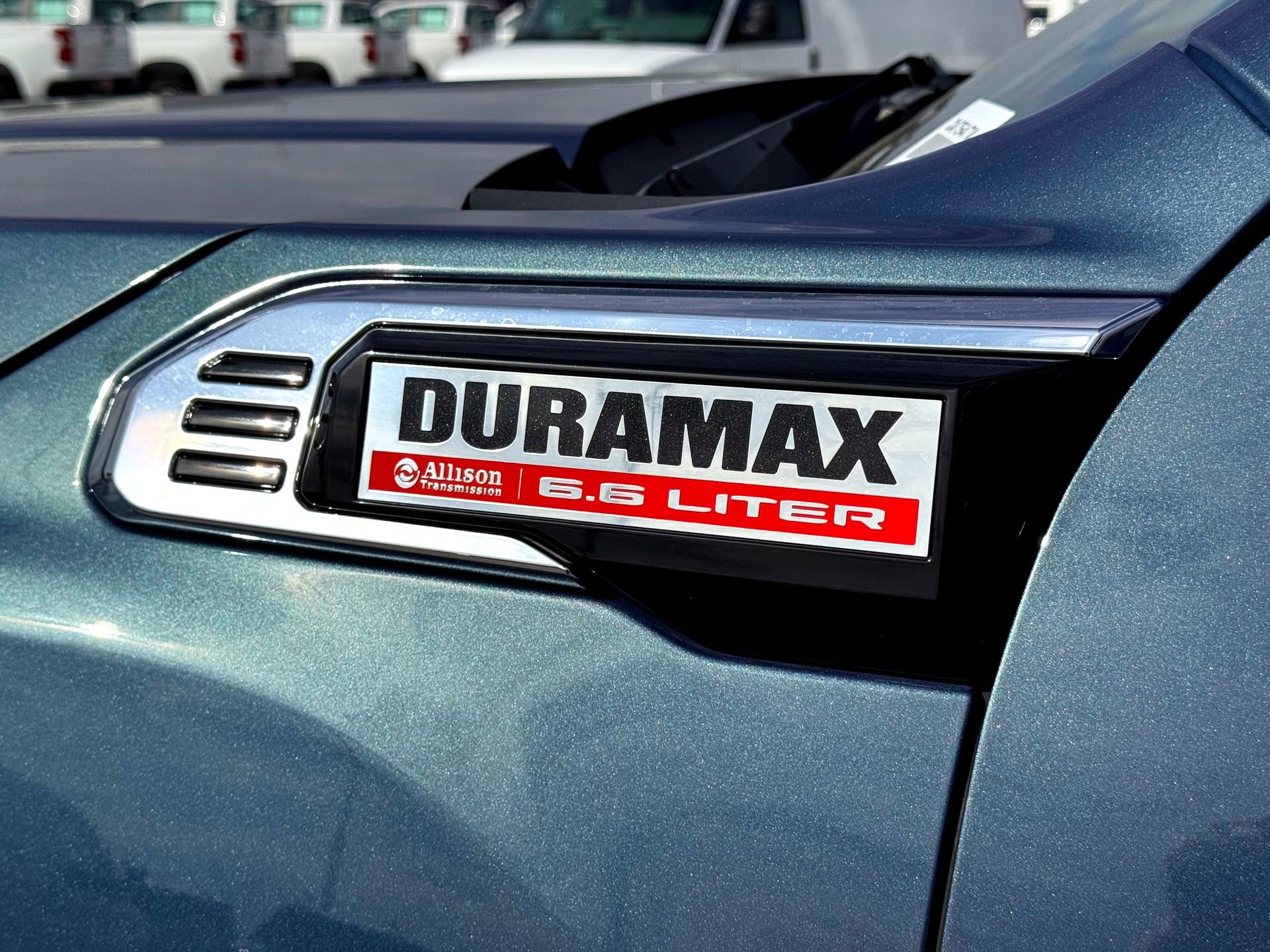 Used 2024 GMC Sierra 3500 Denali w/ Denali Reserve Package image 3