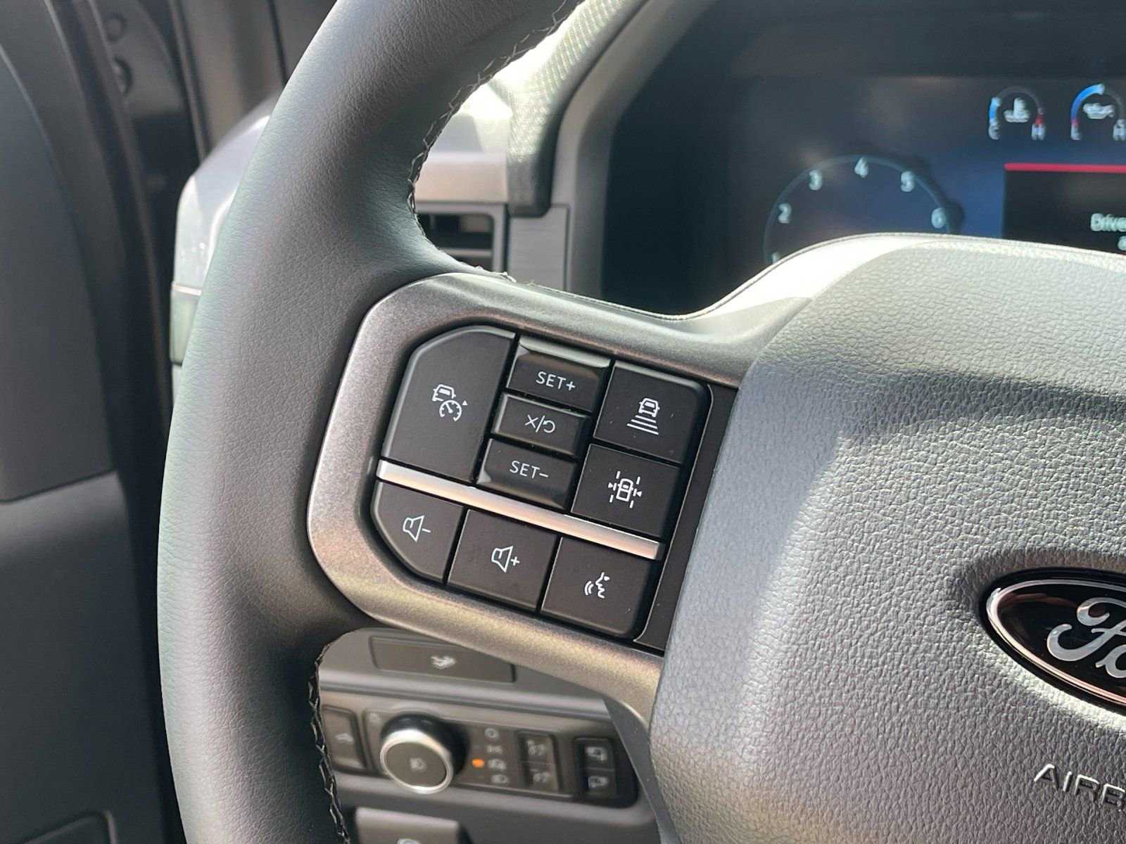 Used 2026 Ford F150 XLT AWD/4WD image 25