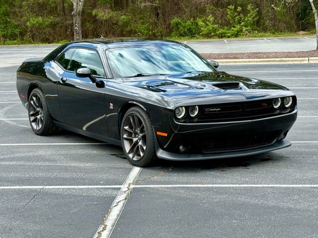Used 2020 Dodge Challenger R/T Scat Pack image 11