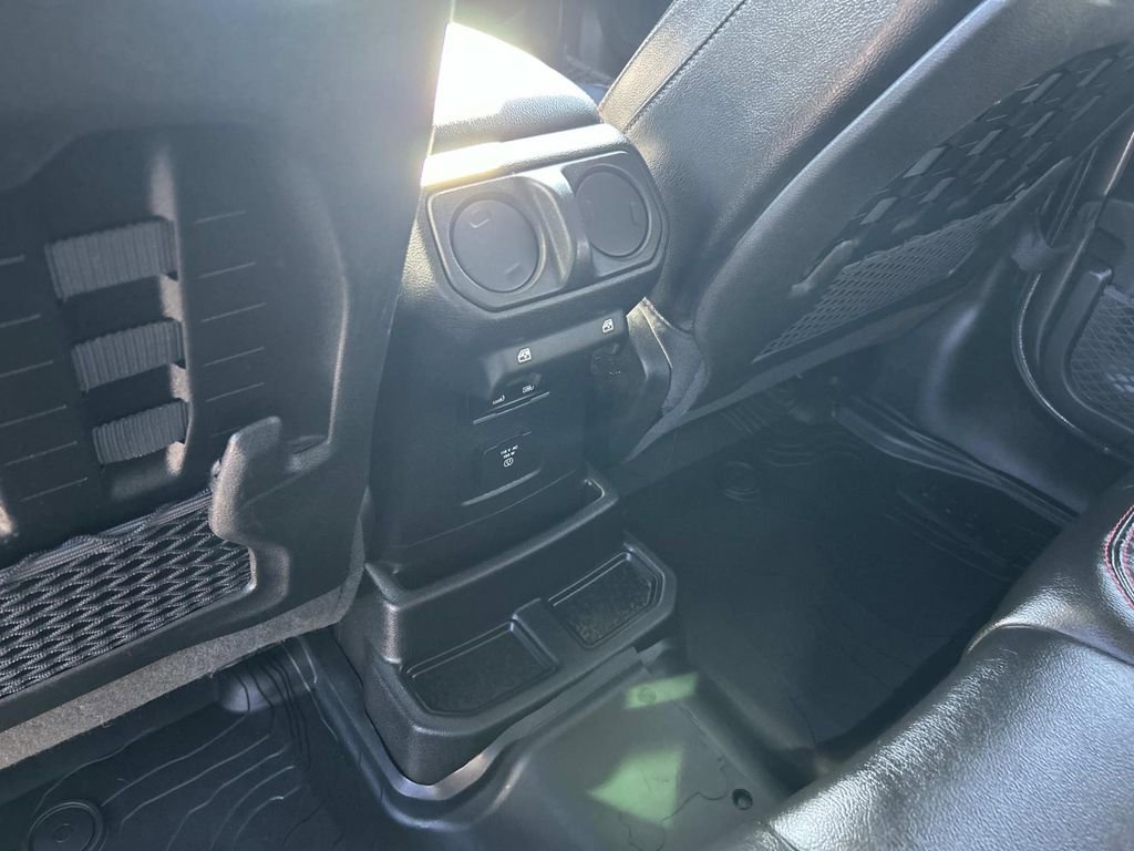 Used 2021 Jeep Wrangler Unlimited Rubicon image 20