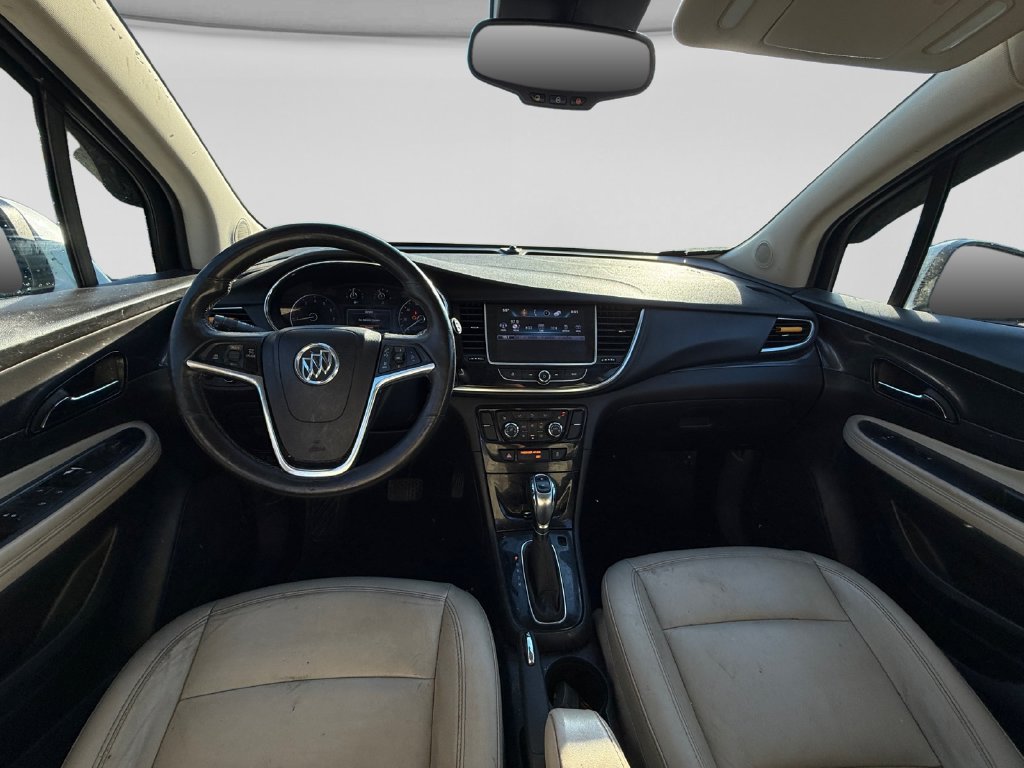 Used 2018 Buick Encore Essence FWD image 18