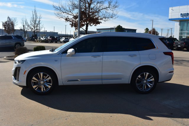 Used 2024 Cadillac XT6 Premium Luxury w/ Technology Package image 10