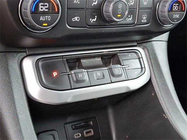 Certified 2023 GMC Acadia SLT w/ Preferred Package image 21