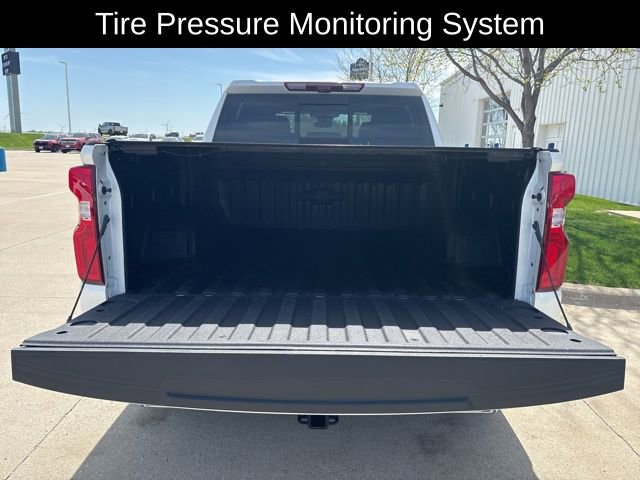 Certified 2025 Chevrolet Silverado 1500 High Country w/ High Country Premium Package AWD/4WD image 22