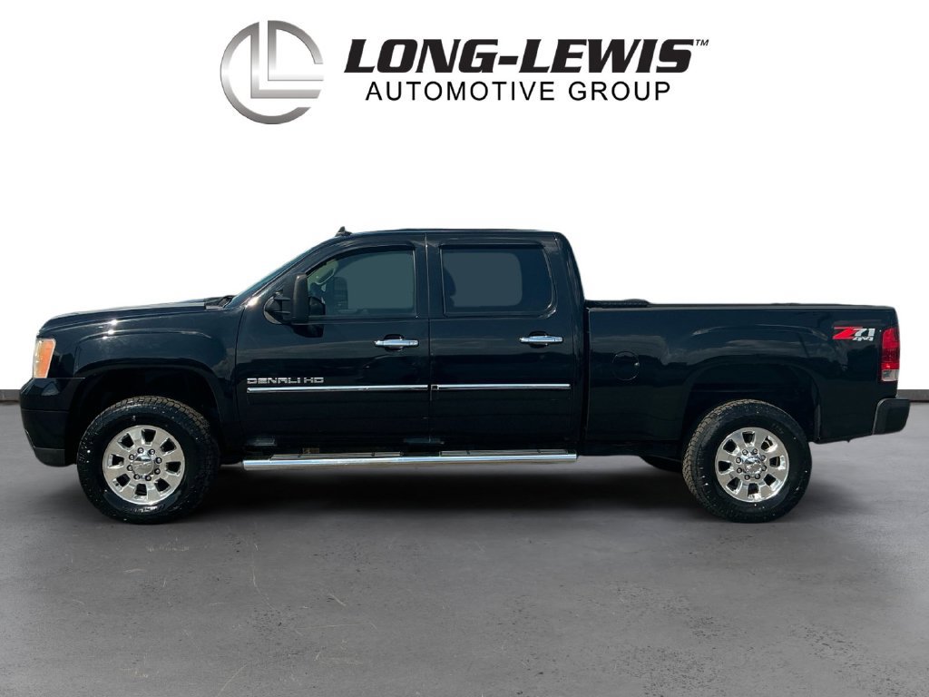 Used 2012 GMC Sierra 3500 Denali w/ Suspension Package, Off-Road AWD/4WD image 2