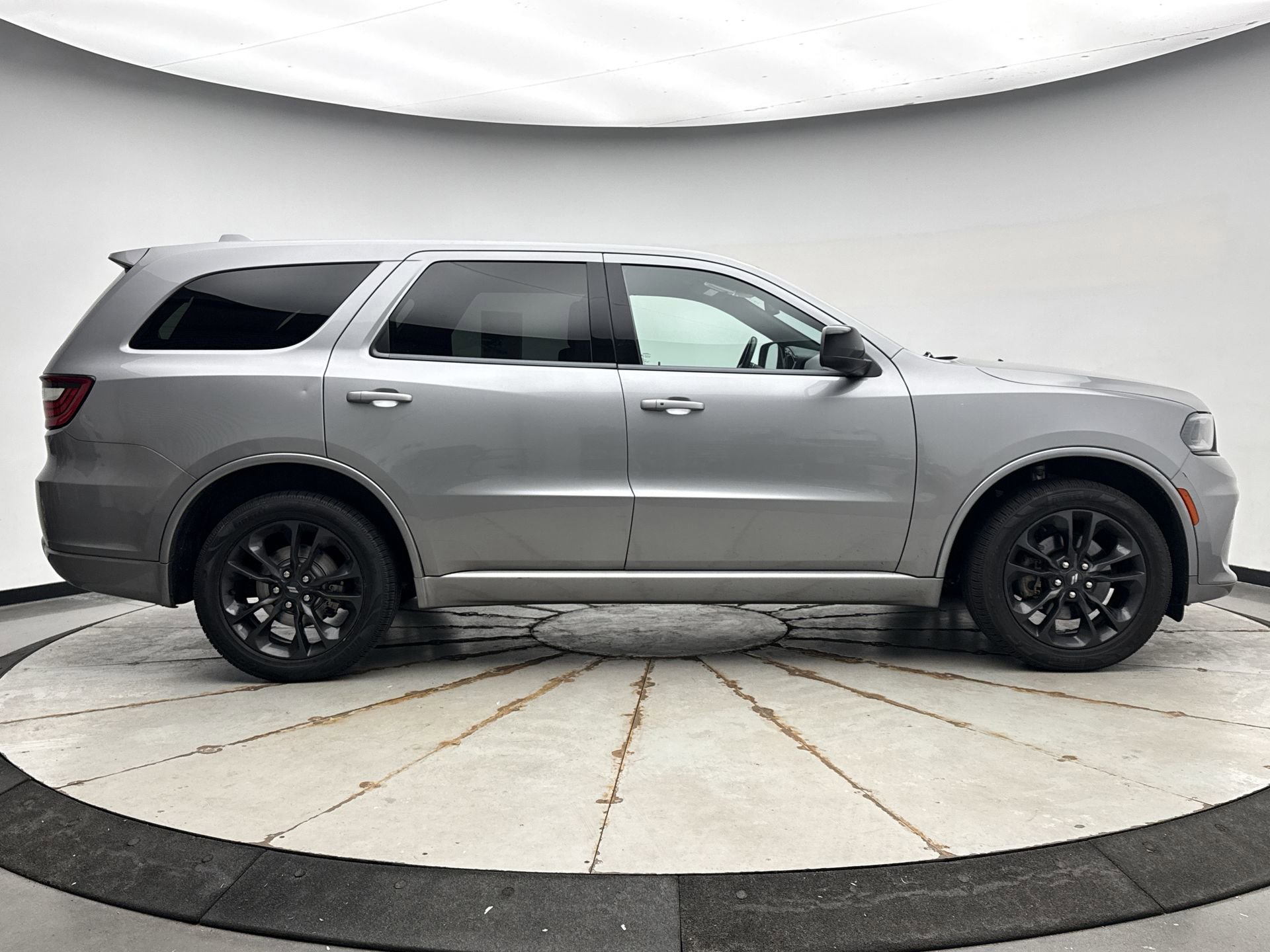 Used 2021 Dodge Durango GT w/ Blacktop Package AWD/4WD image 7