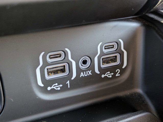 Used 2024 RAM 2500 Limited AWD/4WD image 23