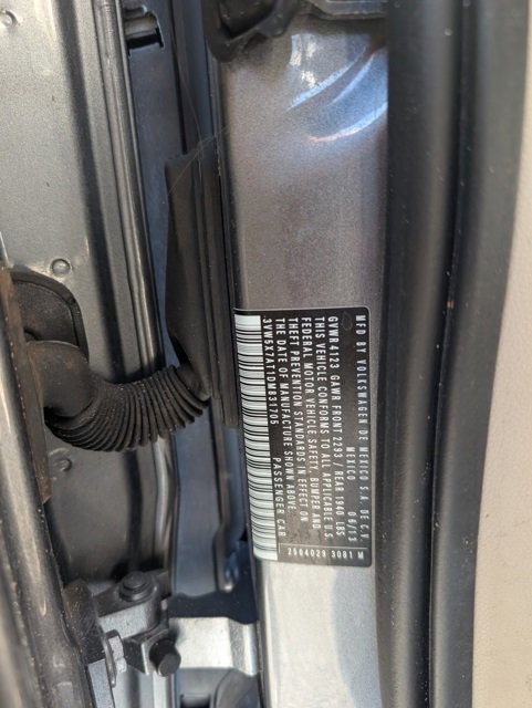 Used 2013 Volkswagen Beetle 2.5 image 24