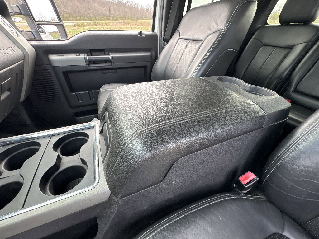 Used 2011 Ford F250 Lariat w/ Lariat Interior Pkg image 36