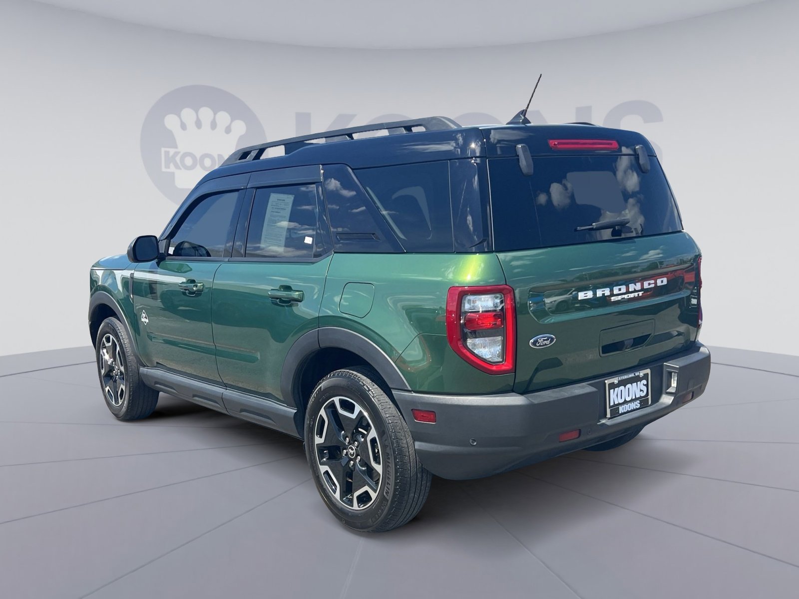 Used 2024 Ford Bronco Sport Outer Banks w/ Tech Package AWD/4WD image 8