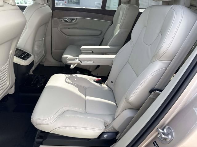 New 2026 Volvo XC90 B6 Ultra w/ Protection Package image 17