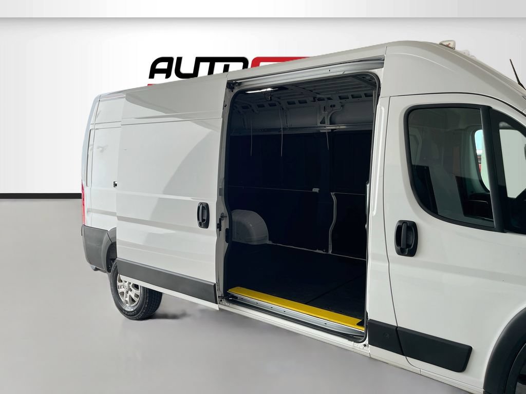 Used 2024 RAM ProMaster 2500 w/ Quick Order Package 22G SLT FWD image 27