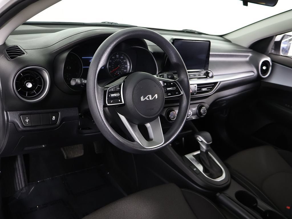 Used 2022 Kia Forte LXS FWD image 24