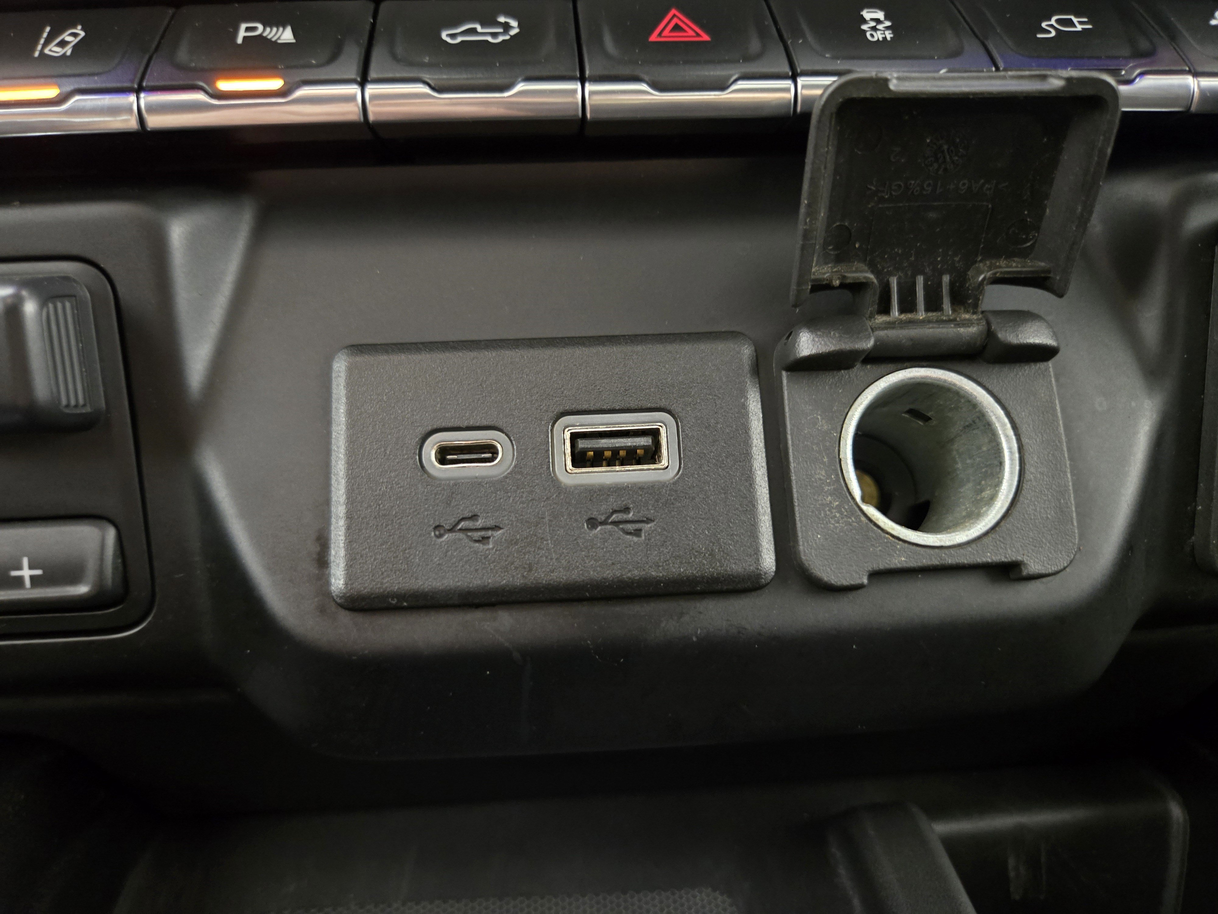 Used 2021 Chevrolet Silverado 3500 High Country w/ Z71 Off-Road Package image 28