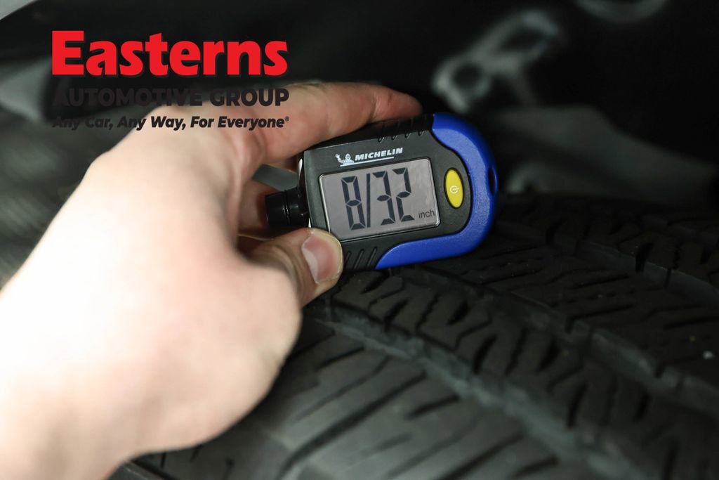Used 2025 Jeep Wrangler Unlimited Sahara AWD/4WD image 23