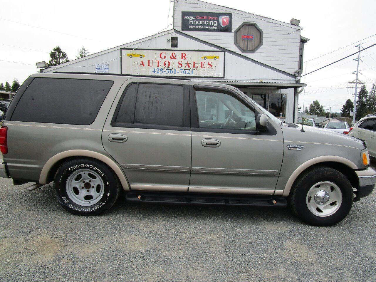Used 1999 Ford Expedition XLT