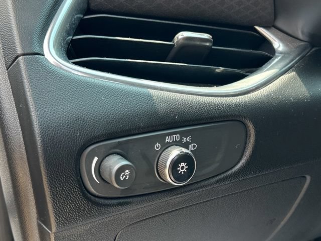 Used 2016 Chevrolet Malibu LT FWD image 33