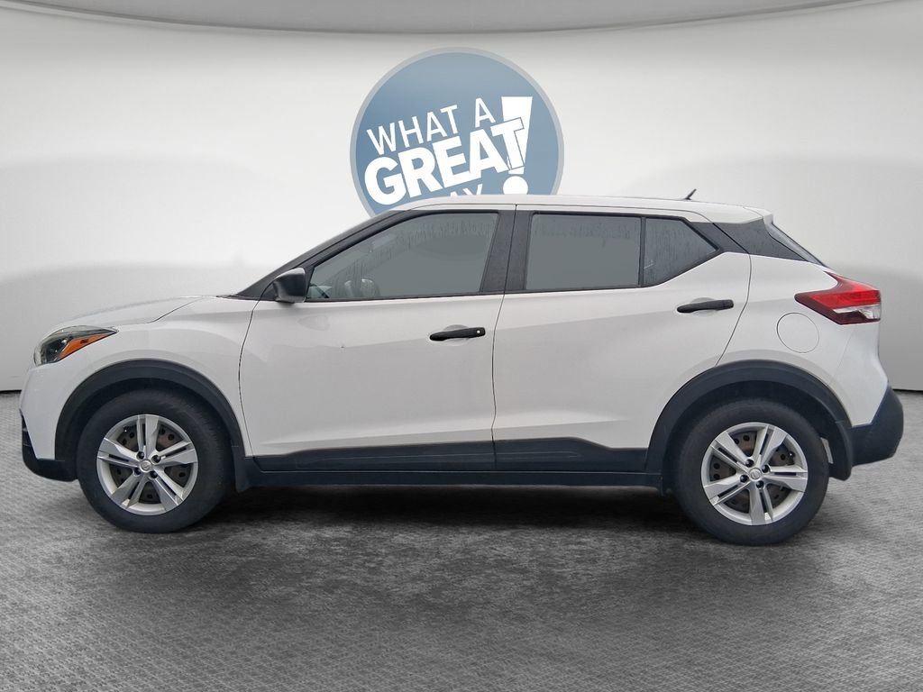 Certified 2020 Nissan Kicks S image 7