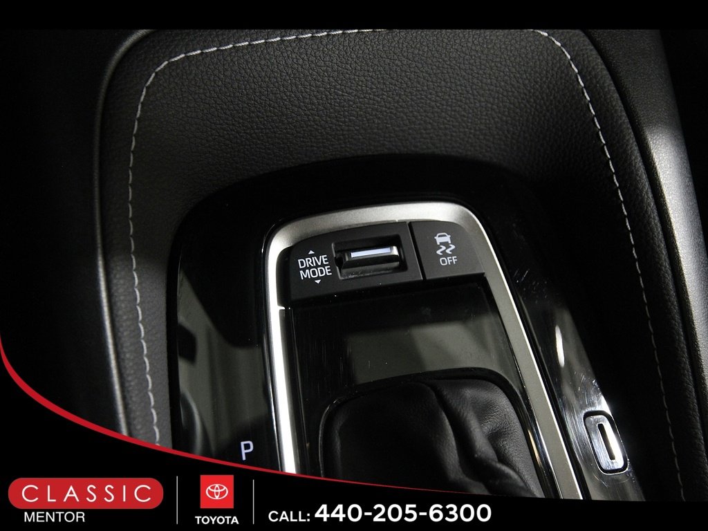 Used 2025 Toyota Corolla SE image 15